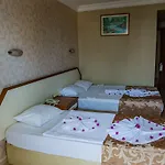 Hotel King As *